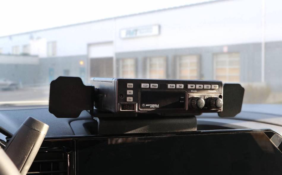 2022+ GM Truck 1500 & 2024+ GM Truck 2500HD 3500HD Radio Dashmount Plate