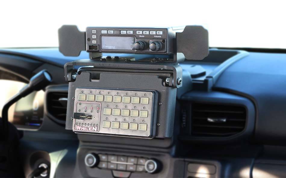 AS4.C245.301 2025+ FORD POLICE INTERCEPTOR UTILITY WHELEN CENCOM AND RADIO DASHMOUNT