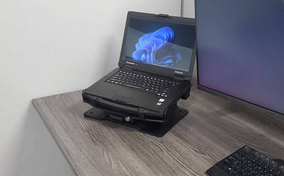 Laptop Dock Desktop Plate