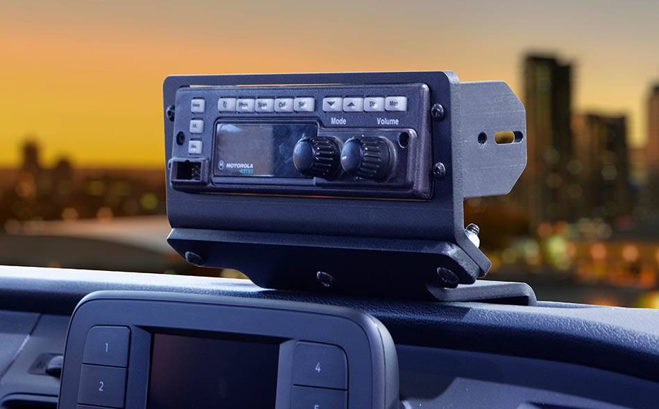 40.C235.051 Ford Transit Radio dashmount bracket_1.jpg