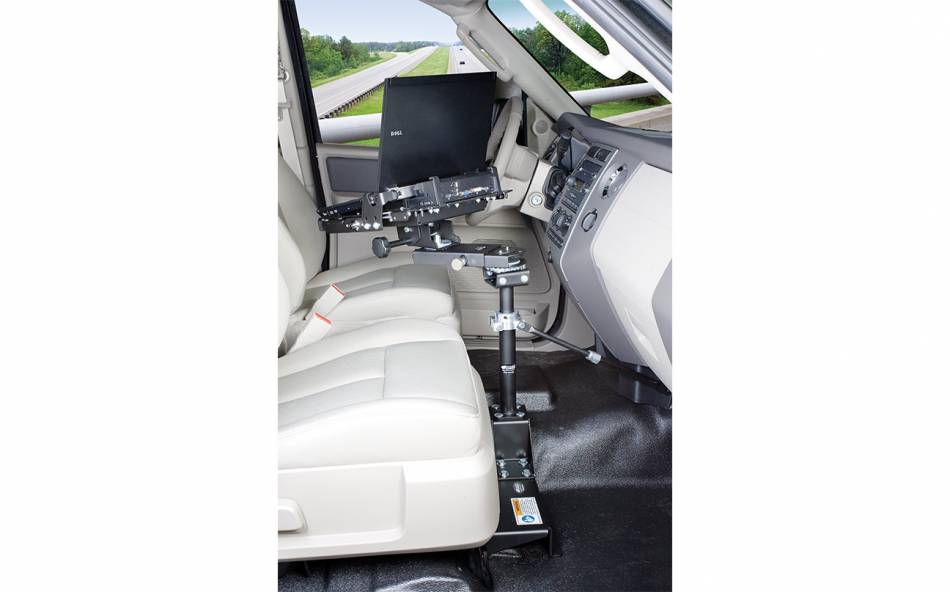 7160-0046-Ford-Expedition-Base-Dell_1.jpg