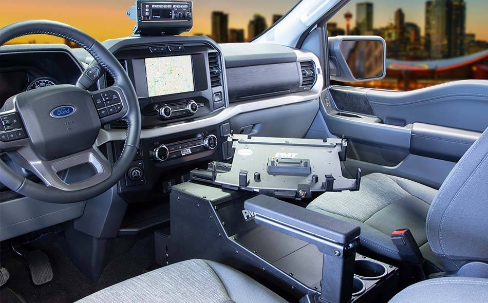 AS4.C246.102 2021%252B Ford F150 Console with Mousetrap and 40.C235.049 2021%252B Ford F150 Radio Dashmount_1 retouched.jpg