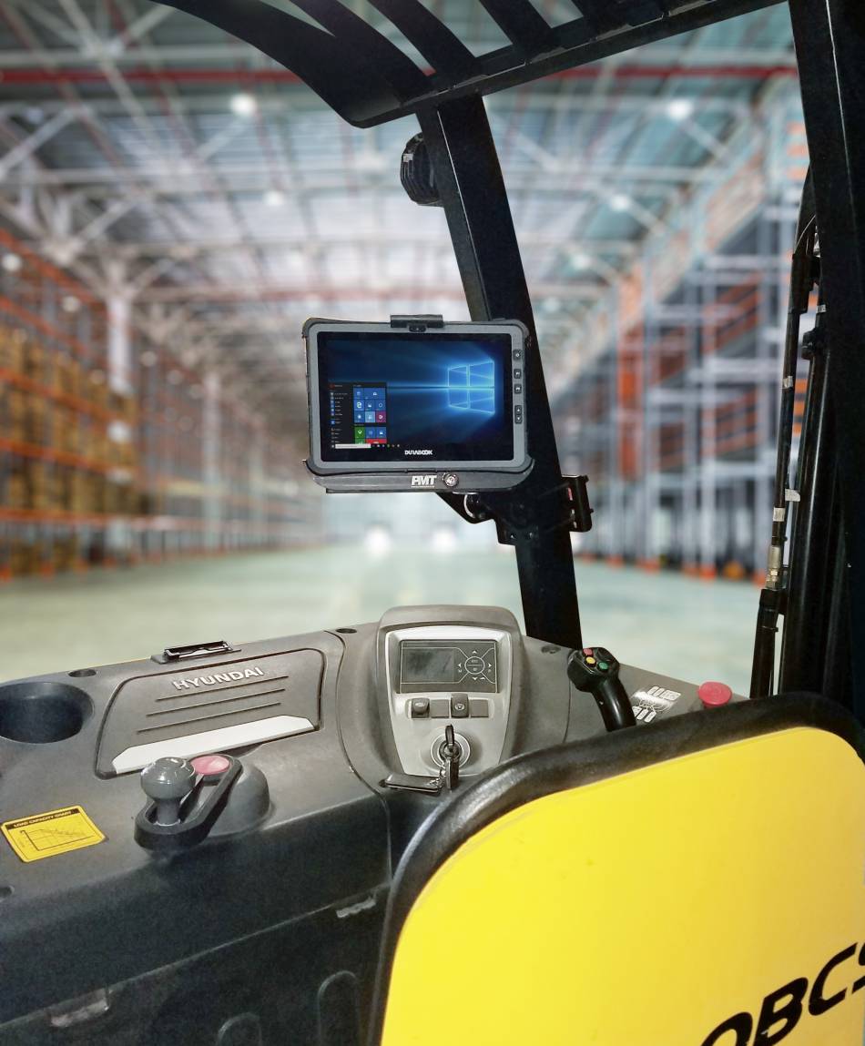 AS7.D011.103 on forklift_1.jpg