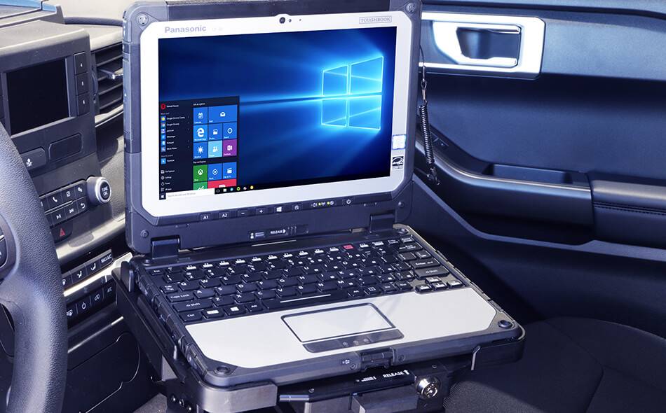 AS7.P020.102 with Toughbook CF-20 docked on Mousetrap AS5.N101.003 in 2020%252B Ford Police Interceptor Utility.jpg